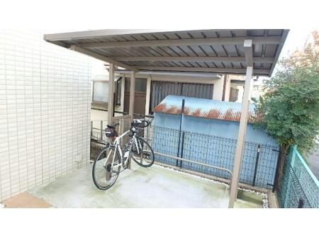 駐輪場 アメージングエステート