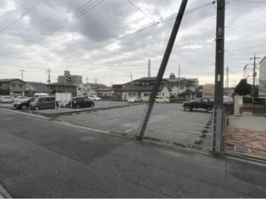 居室 東北本線<宇都宮線>/宇都宮駅 車移動　13分3.2km 1階 築13年