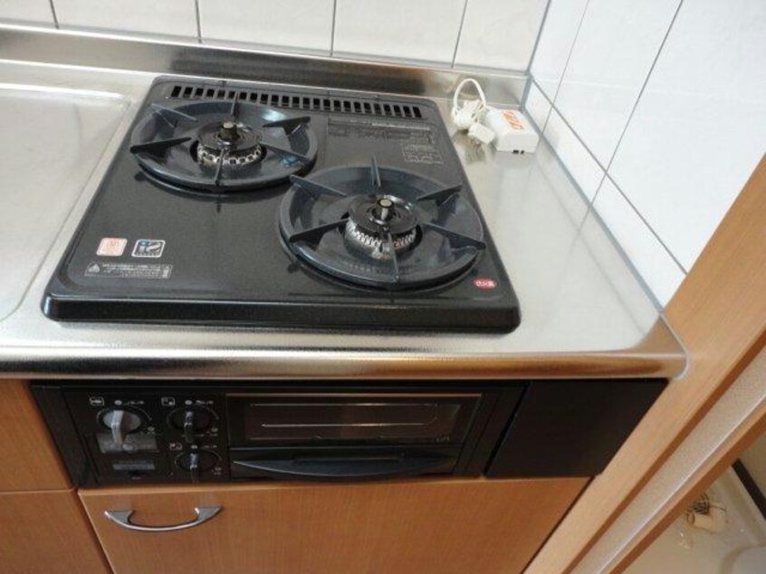 キッチン 東北本線<宇都宮線>/宇都宮駅 車移動　18分7.6km 1階 築16年