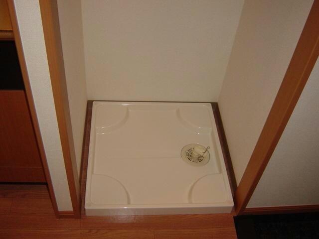 洗面所・脱衣所 東北本線<宇都宮線>/宇都宮駅 車移動　18分7.6km 1階 築16年