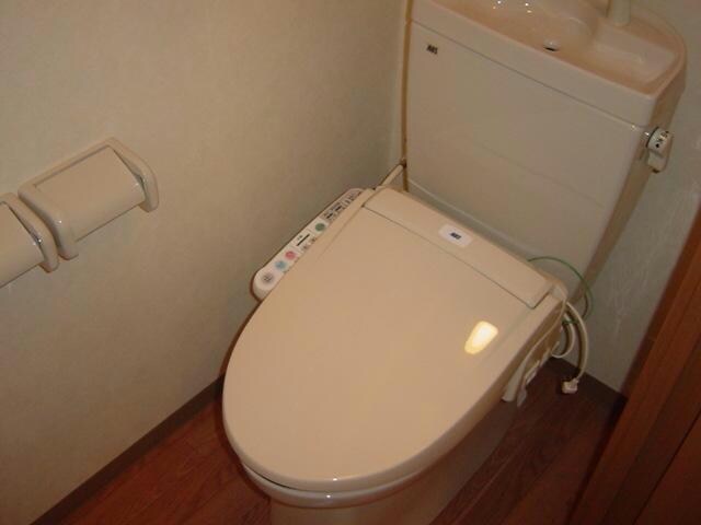 トイレ 東北本線<宇都宮線>/宇都宮駅 車移動　18分7.6km 1階 築16年