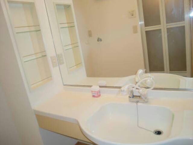 居室 東北本線<宇都宮線>/宇都宮駅 徒歩31分 1階 築20年