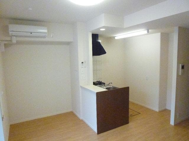 リビング・ダイニング イーストヒルズ宿郷