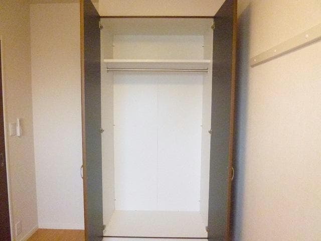 収納 イーストヒルズ宿郷