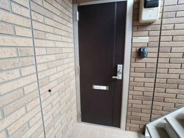 玄関回り 東北本線<宇都宮線>/宇都宮駅 徒歩33分 1階 築17年