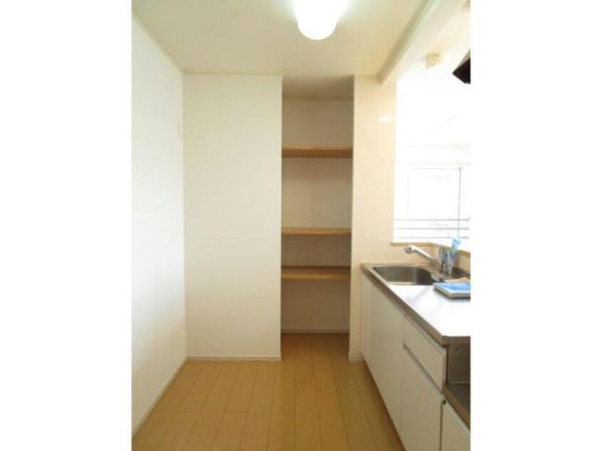  レラ・メール　元中野