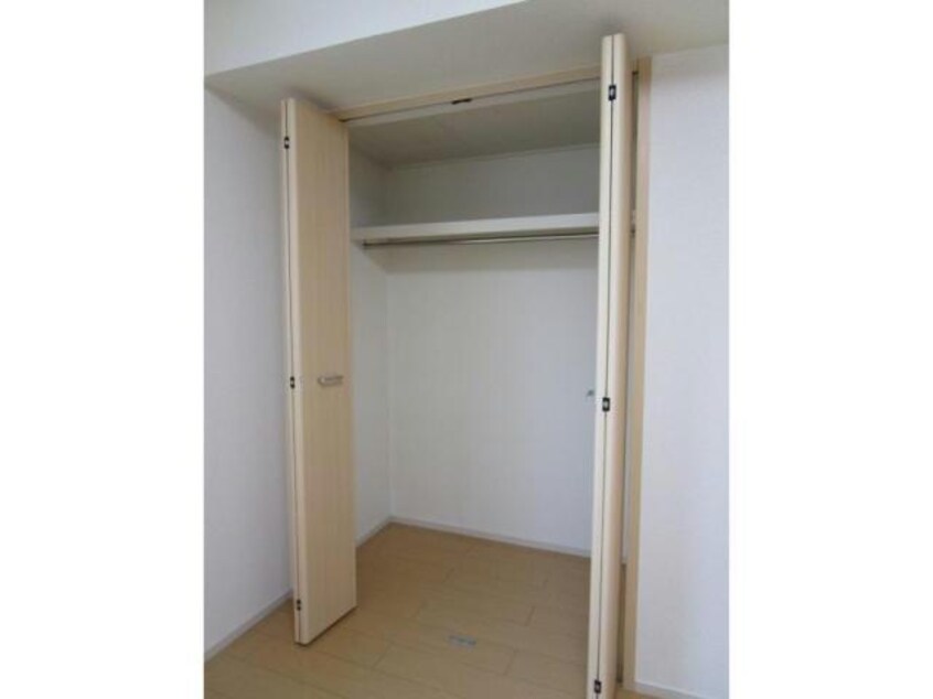  レラ・メール　元中野