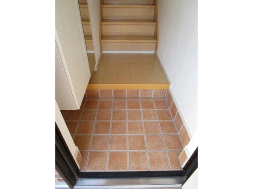  レラ・メール　元中野