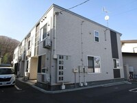レラ カムイ