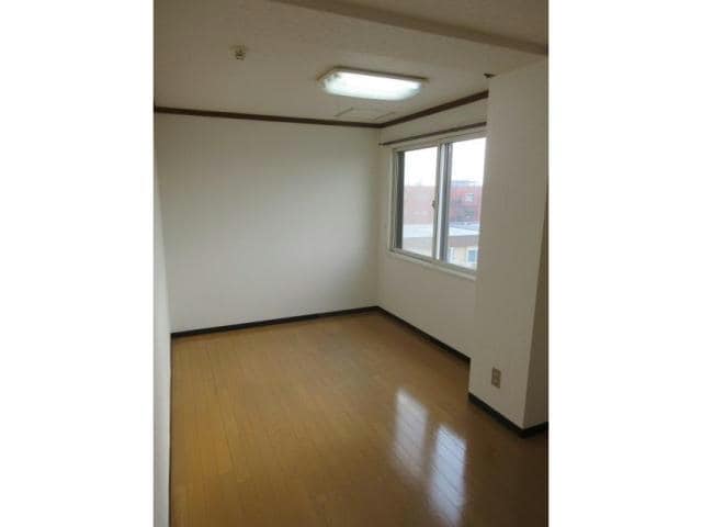  グランドハイツ春日