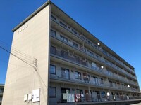 グランドハイツ日新