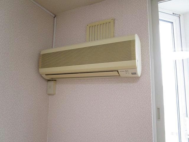  クリスタルハウス