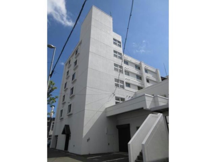  エルフィーネ本町