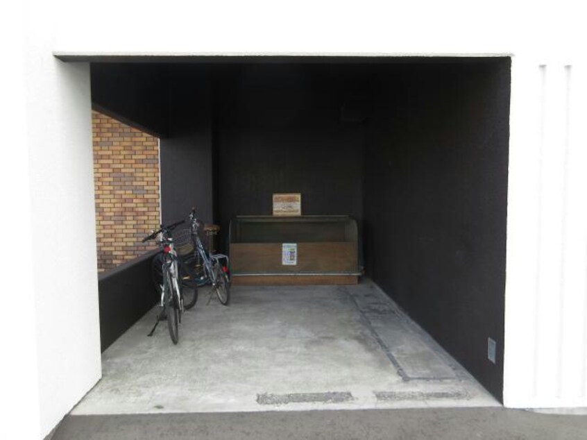  エルフィーネ本町