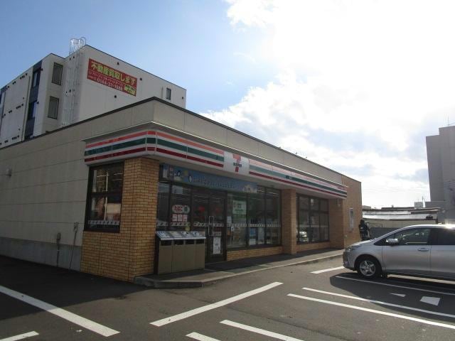 セブンイレブン苫小牧栄町3丁目店(コンビニ)まで1414m Grand CielⅡ