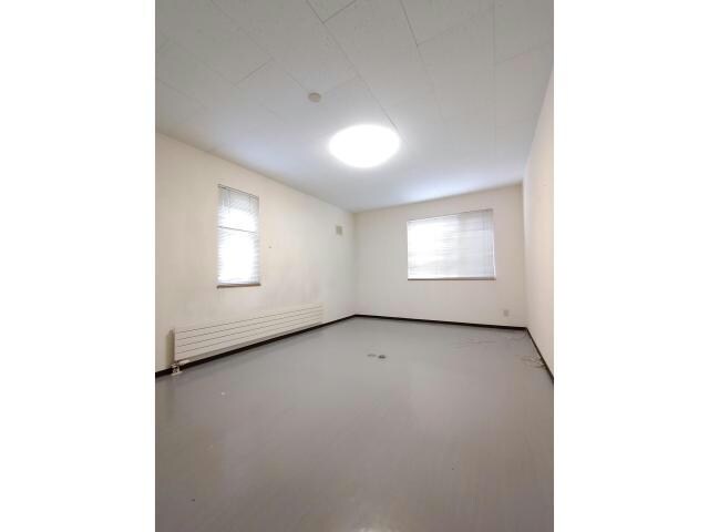  拓勇西町5丁目　貸事務所