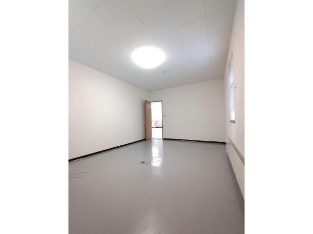  拓勇西町5丁目　貸事務所