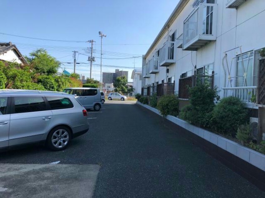  エステートピア岩野（深谷市本住町）