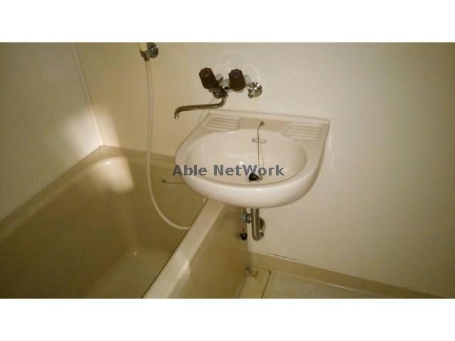  メゾン湊（熊谷市拾六間）