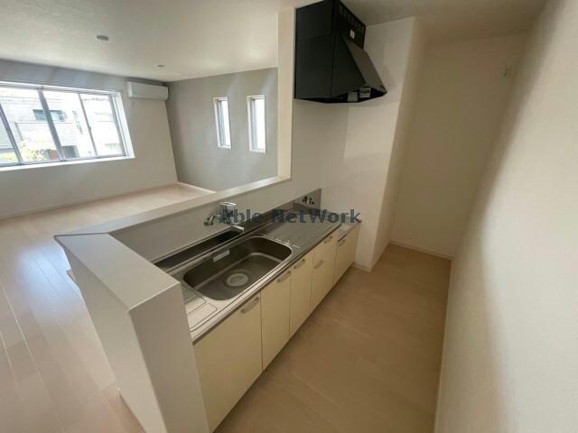  クレイ・キューブ（熊谷市拾六間）