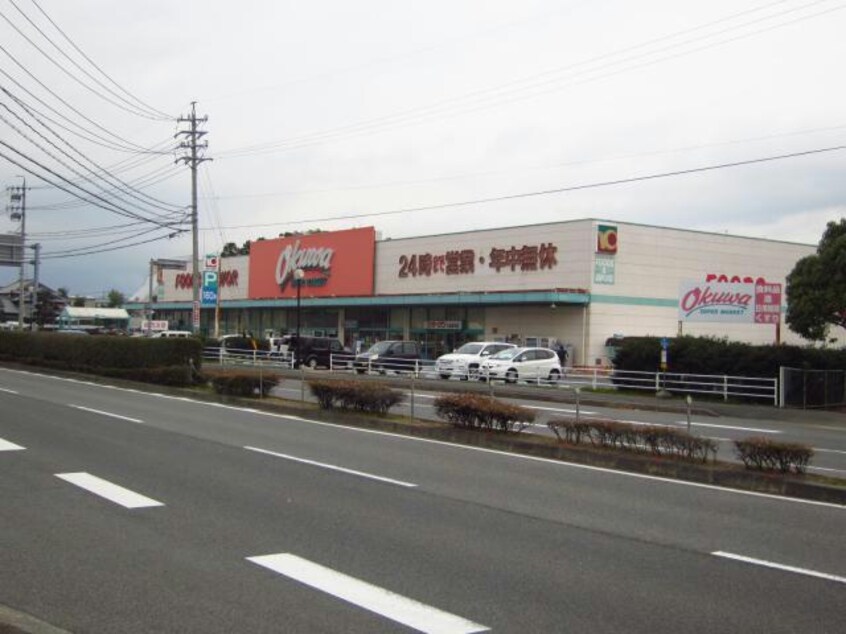 オークワ久居庄田店(スーパー)まで1267m エレガントＩ