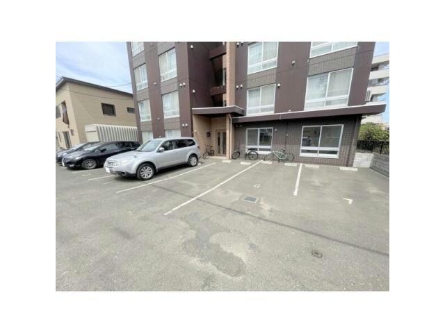  イーシティ山鼻