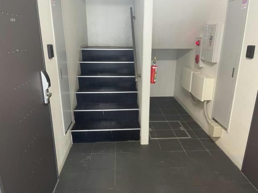  ラフィーネ静修学園前