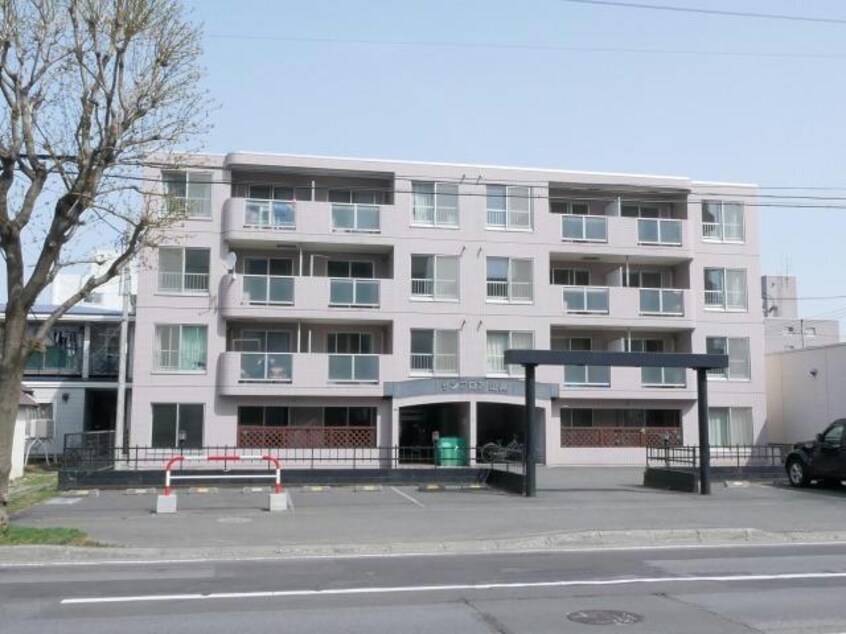  サンフロア山鼻