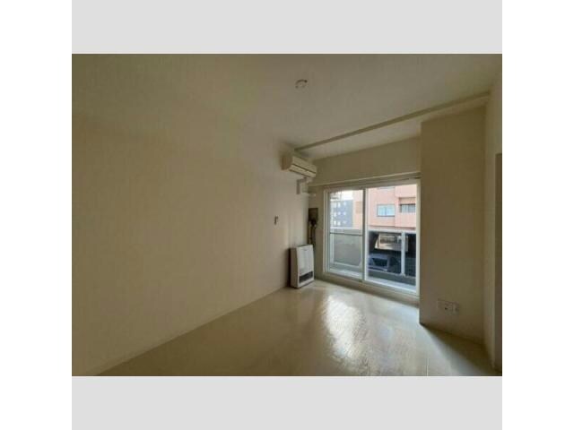  ＲＥＥＦ　ＬＵＡＮＡ