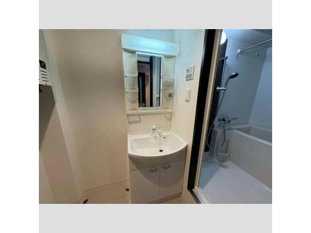  ＲＥＥＦ　ＬＵＡＮＡ