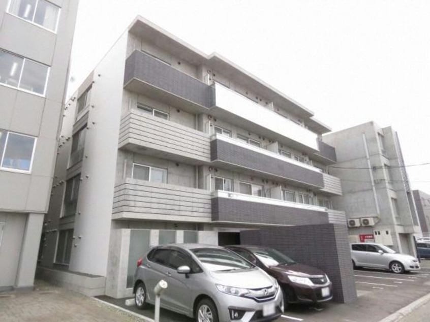  Ｃｈｅｒｉｓｉｓ南６条