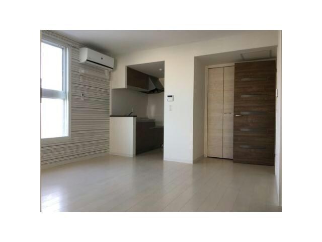  メニーズコート中央図書館