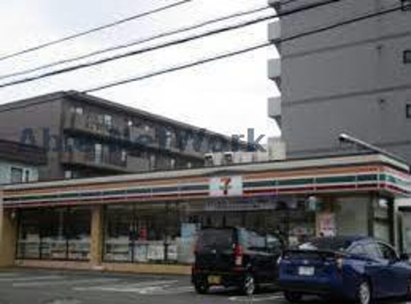 セブンイレブン札幌南20条西8丁目店(コンビニ)まで437m KYコート山鼻