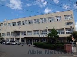 札幌市立富丘小学校(小学校)まで977m ローマンヒルハイツＢ