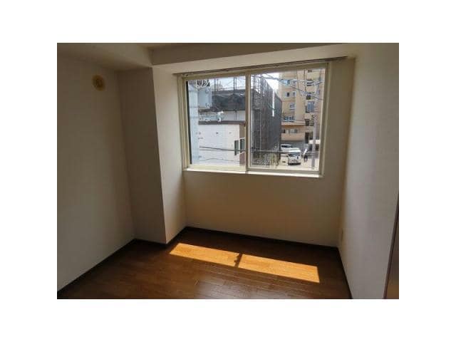  モアニューストリート