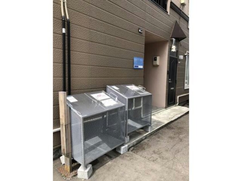  クリエイト伏見