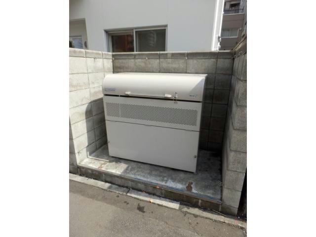  ブラントゥール伏見