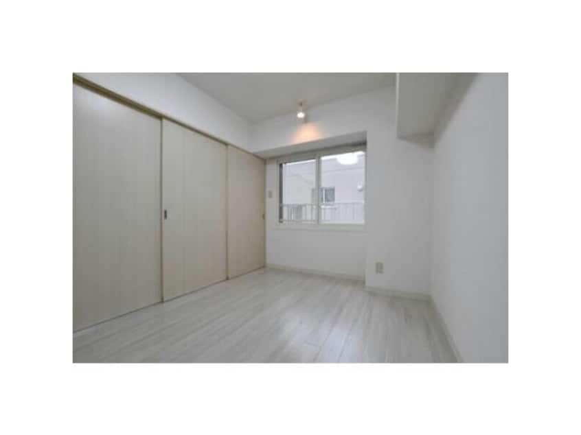  ブラントゥール伏見