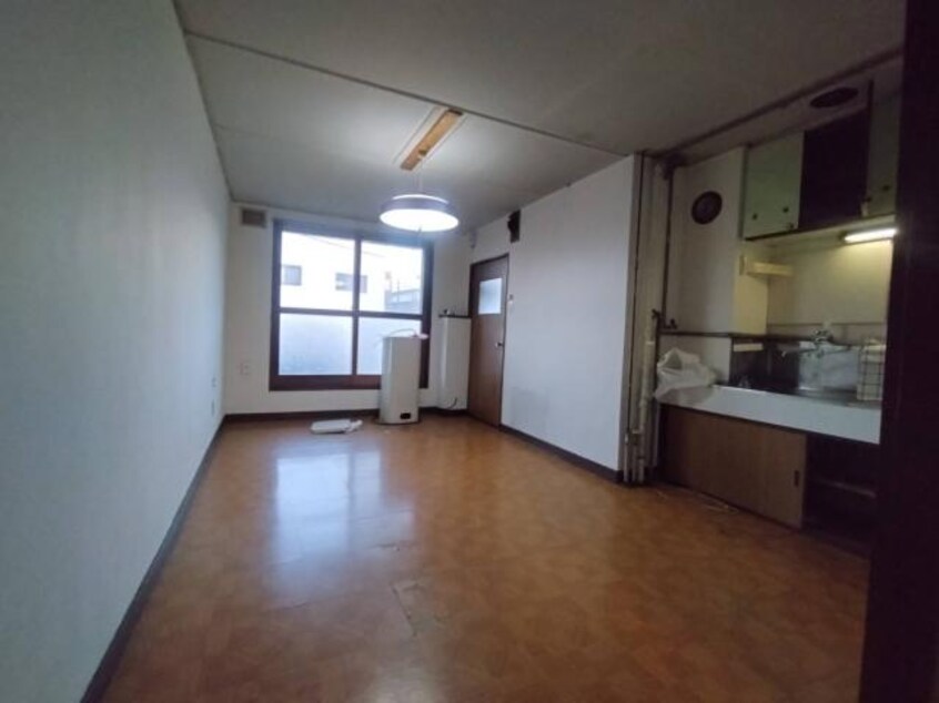  札新マンション