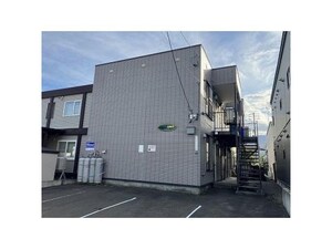 メゾン友