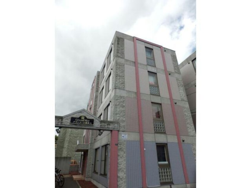  グランメール幌西A