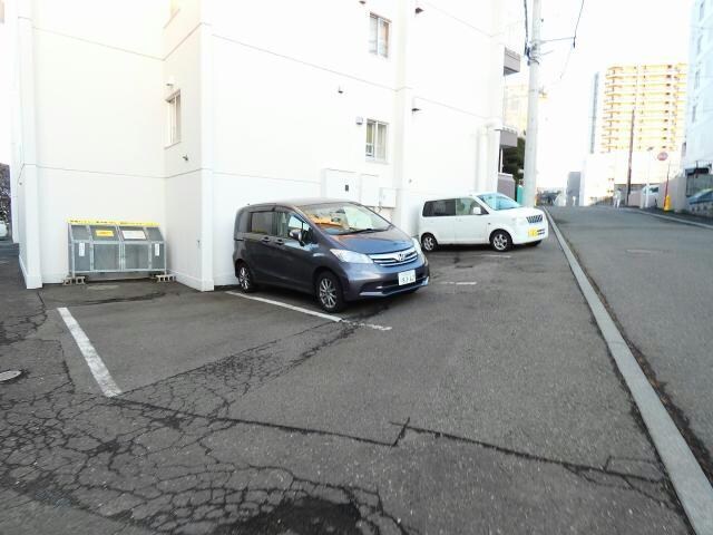  南平岸マンション