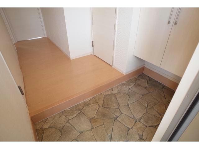  セジュール東浜尻