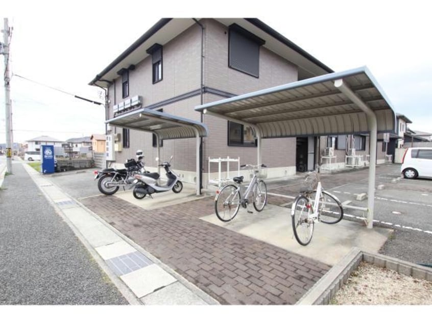  カームフォレスト