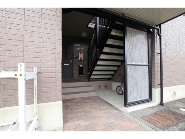  カームフォレスト