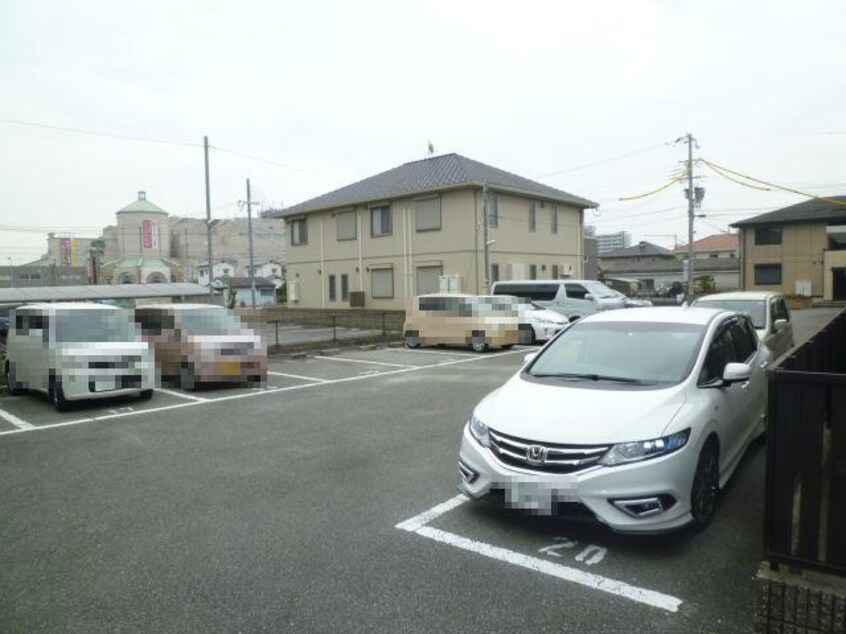  ルミエール東今宿B