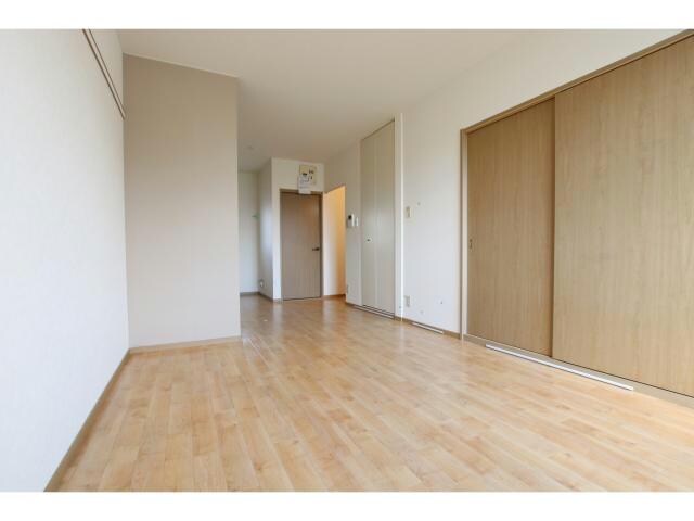  ルミエール東今宿B