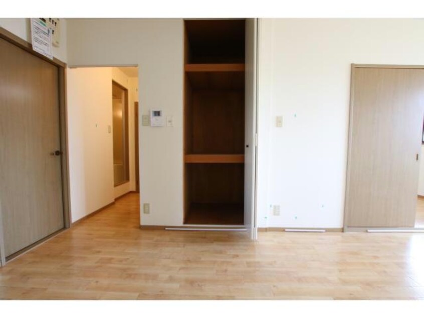  ルミエール東今宿B