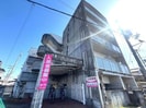 カレッジ北八代の外観