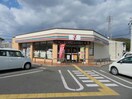 セブンイレブン姫路西中島店(コンビニ)まで614m シャトゥ・ブランシェ